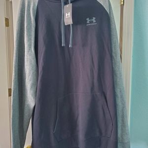 Men's UnderArmor Hoodie, New with tags.